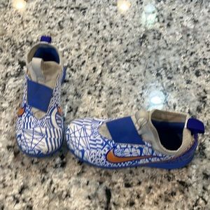 Nike Air Zoom Mercurial CR7 youth size 13.5 laceless indoor soccer/futsal shoes